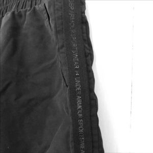 Women’s underarmor short